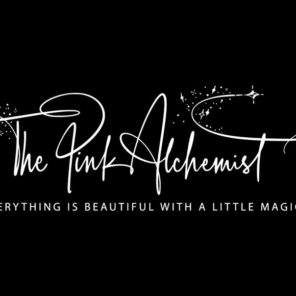 🌸 Meet Laurie — The Pink Alchemist - Picture 2 of 2